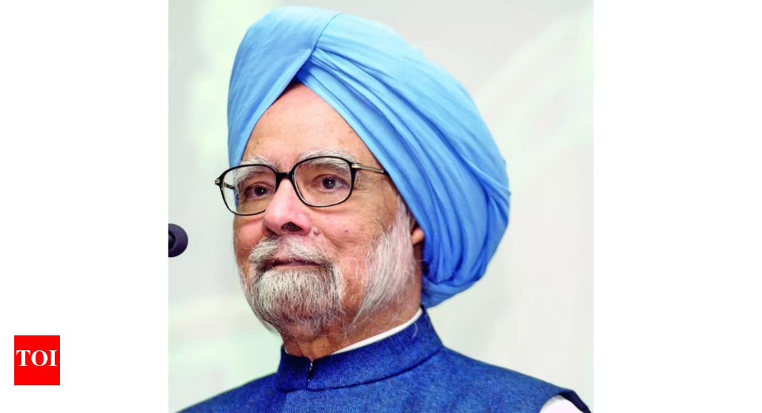 PV Narasimha Rao award: Ex PM Manmohan Singh honoured posthumously; wife Gursharan Kaur receives on his behalf – The Times of India PV Narasimha Rao award: Ex PM Manmohan Singh honoured posthumously; wife Gursharan Kaur receives on his behalf – The Times of India