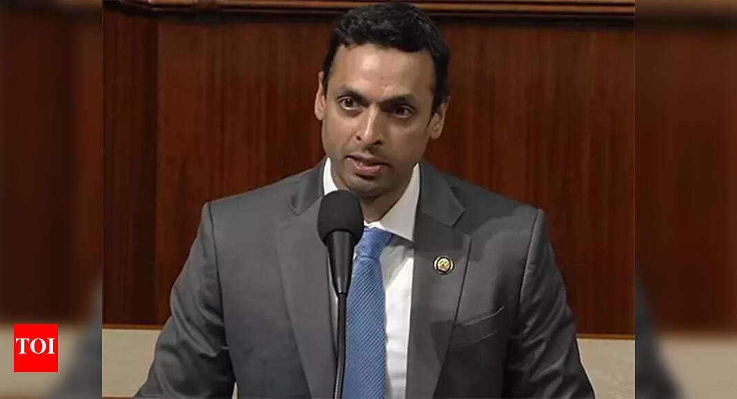 <div>Indian-American Congressman Suhas Subramanyam condemns attacks on Hindu temples in US: Hate has no place</div> <div>Indian-American Congressman Suhas Subramanyam condemns attacks on Hindu temples in US: 'Hate has no place'</div>