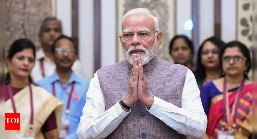 <div>Global meet on Indias manuscript heritage kicks off today, PM to attend on day two</div> <div>Global meet on India's manuscript heritage kicks off today, PM to attend on day two</div>
