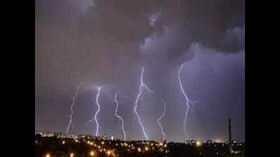 Lightning strike disrupts flight operations at Raipur airport, navigation restored on Thursday