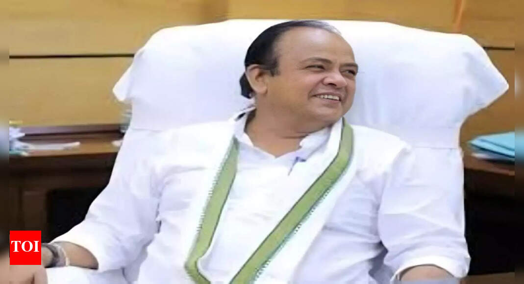 State Health Minister Irfan Ansari, Father Acquitted in Land Dispute Case After 10 Years