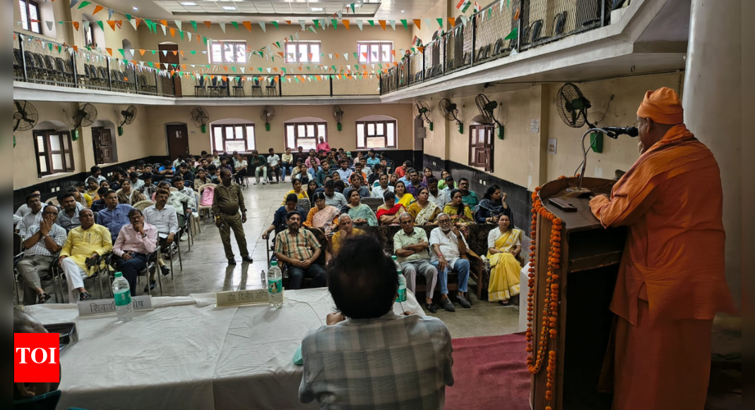 Lucknow College hosts lecture series on human civilization to mark Vivekananda and Gandhi anniversaries