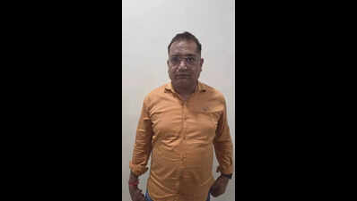 GIDC deputy engineer caught accepting 50k bribe