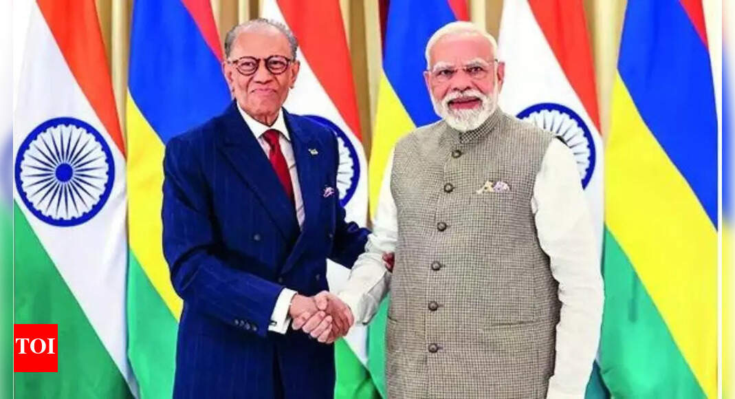 India announces $680 million to boost Mauritius infrastructure