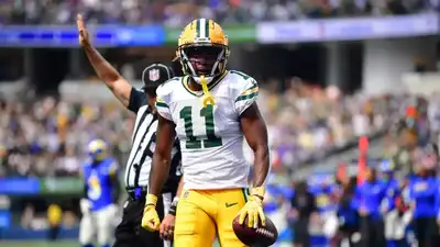 Packers’ Jayden Reed suffers concerning injury against Commanders, immediate updates on wide receiver’s Week 2 status