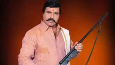 Bengaluru: Daughter-in-law files dowry harassment case against filmmaker S Narayan and family