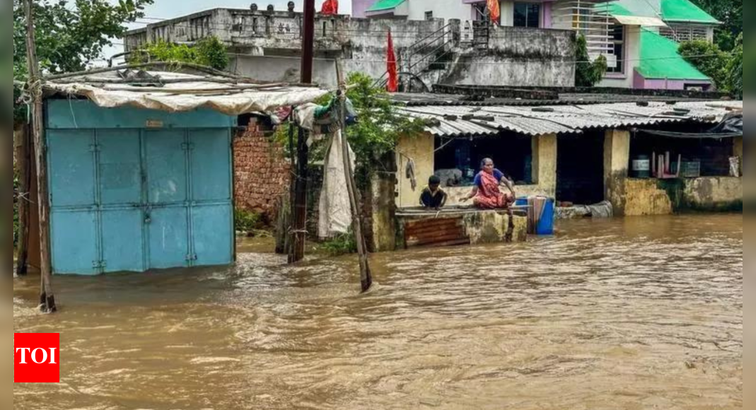 Gujarat floods: Waterlogging woes spark violent clashes in villages; 15 injured