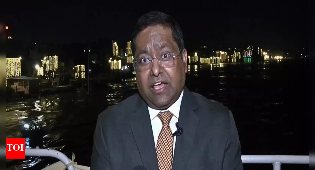 'Sabnike pranaam': MEA spokesperson Randhir Jaiswal greets Mauritius PM, delegation in Bhojpuri - watch video