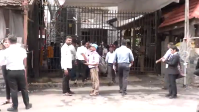 Bombay HC receives bomb threat email; hearings suspended, building evacuated