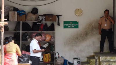 Income tax officials carry out searches at pothys textiles locations in Tamil Nadu
