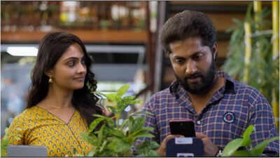 Dhyan Sreenivasan to charm family audiences; 'Oru Vadakkan Therottam' set for release; netizens praise soulful song 'Idanenjile'