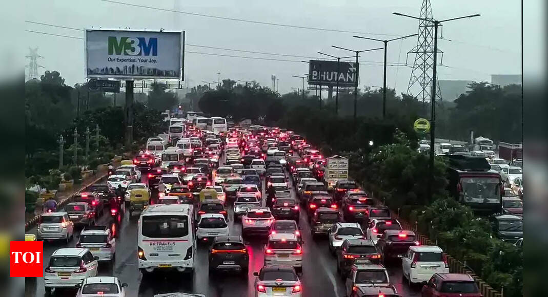 Noida traffic relief: Gaur Chowk underpass slab to open soon; full project completion in 6 months