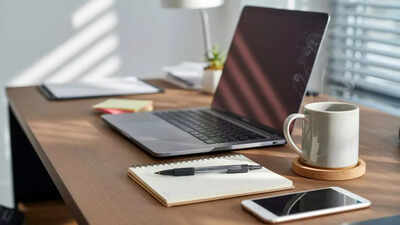 5 things to clean in your office every day to prevent germs and illness
