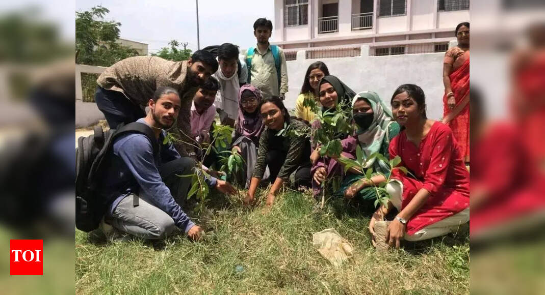 Youth brigade takes green mission forward in Patna