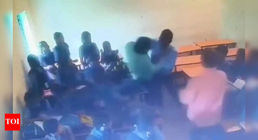 Teachers caught fighting in classroom at Chhattisgarh school; one suspended