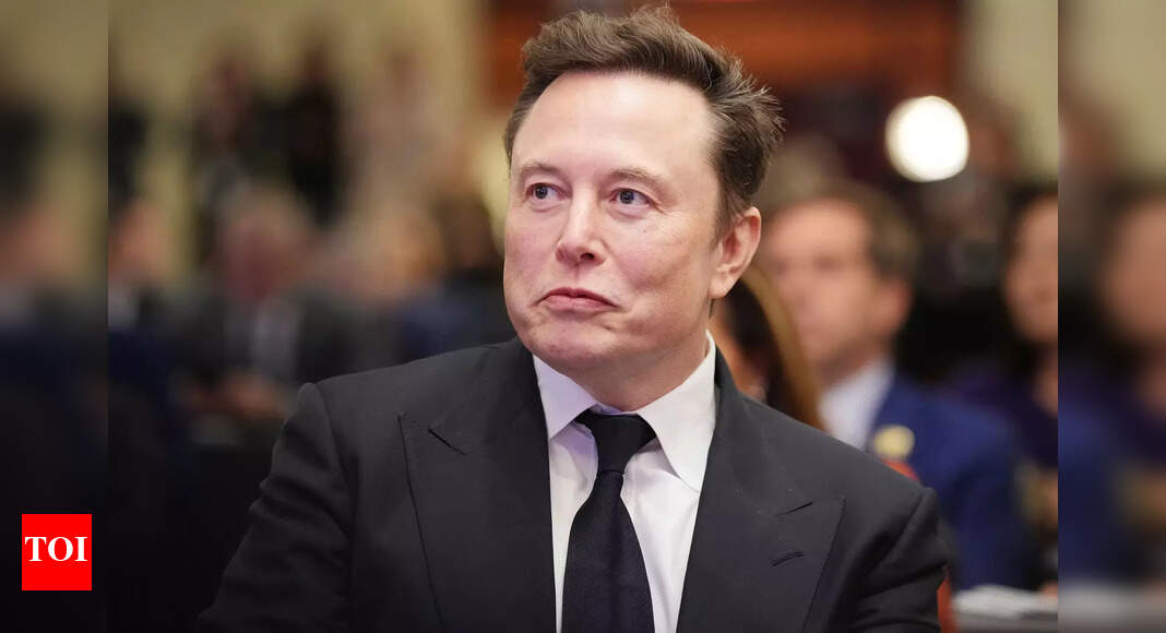 Elon Musk breaks silence on HasanAbi’s viral video amid violence claims
