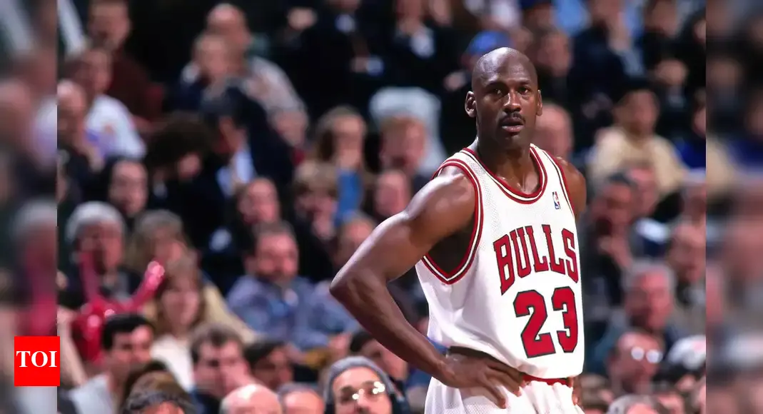 How 40 year old Michael Jordan made the NBA players look stupid