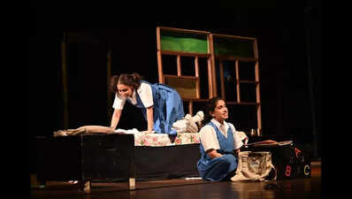 ‘Lafzon Ki Gathri’ captivates audience