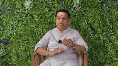 Massive car rally demands naming of Navi Mumbai International Airport after late leader D. B. Patil
