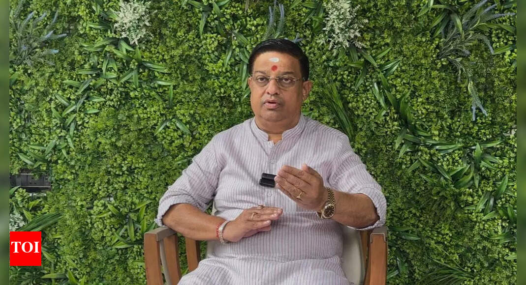 Massive car rally demands naming of Navi Mumbai International Airport after late leader D. B. Patil