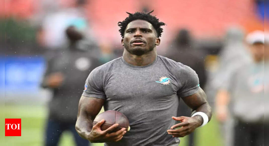 Tyreek Hill trade rumors: Dolphins have no plans to move star receiver
