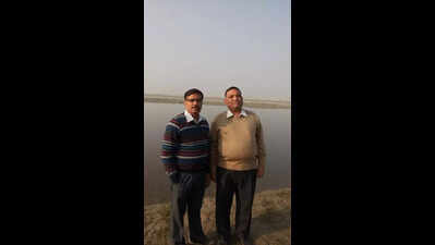 Doc duo to plant 10k trees along Delhi-Dehradun e-way at own cost after NHAI nod; ex-patients volunteer to chip in