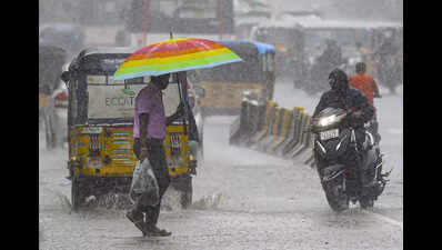 Heavy rain continues to batter districts across Telangana