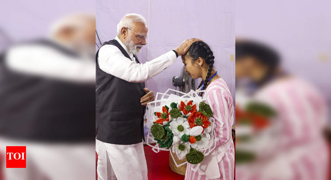 Build bridges of harmony between hills and valley: Prime Minister Modi in Manipur