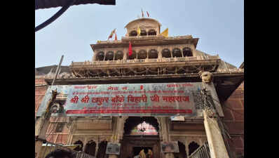 6 queue lanes, no VIP passes for darshan at Banke Bihari
