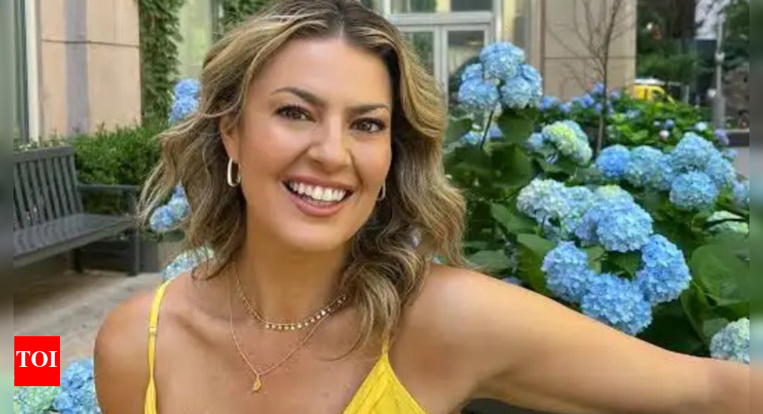Amanda Balionis jokes about painful injury after golf as she reveals fresh recovery update before NFL season
