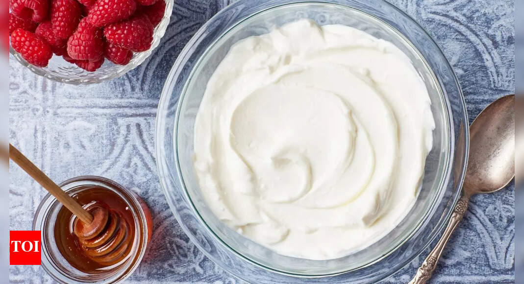 How to make Greek yogurt with these 3 ingredients