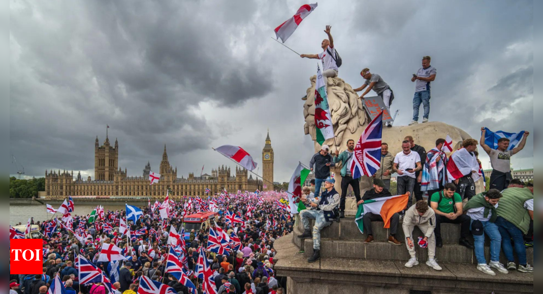 'Unite the Kingdom': Massive anti-immigration protests rock London; cops 'assaulted with kicks, punches'