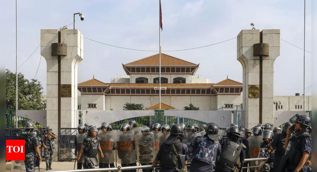 Parties in Nepal jointly oppose dissolution of parliament
