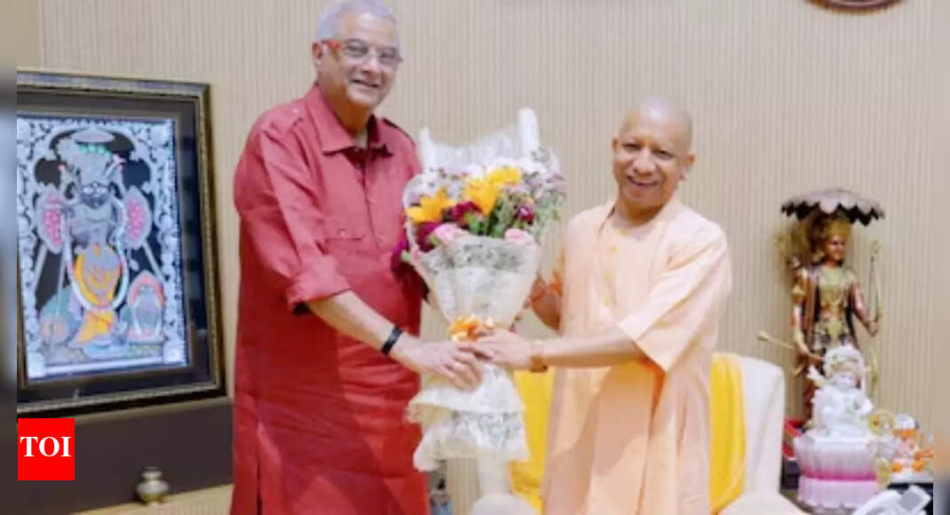 Boney meets CM Yogi in Lucknow