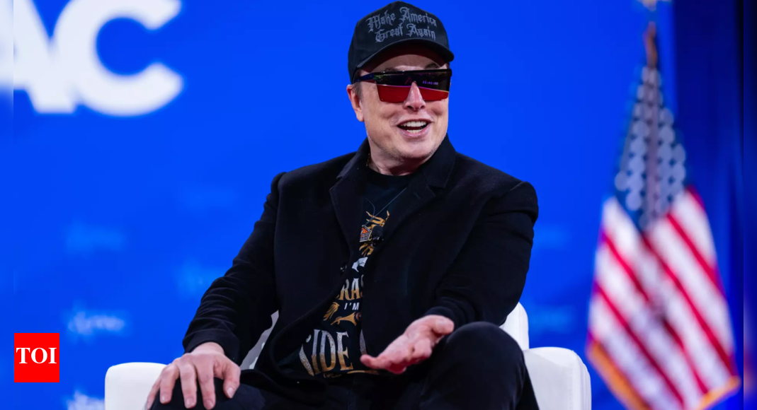 <div>H-1B holders over Americans? Elon Musks Tesla sued for discrimination; lawsuit alleges cost-cutting through visa hiring</div> <div>H-1B holders over Americans? Elon Musk's Tesla sued for discrimination; lawsuit alleges cost-cutting through visa hiring</div>