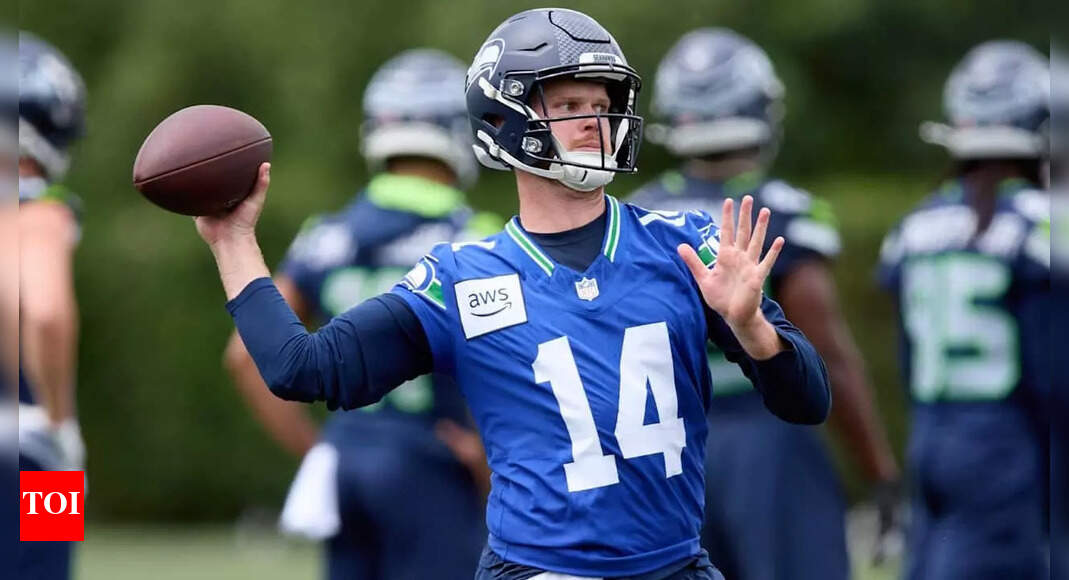 Will Sam Darnold play tonight against the Steelers? Latest injury update on Seahawks star QB