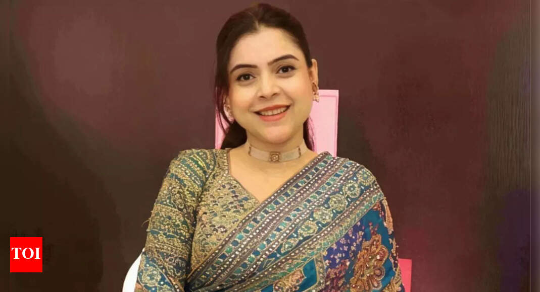 Pune’s famous cake artist Prachi Dhabal Deb graced the Indian Cake Awards as head judge