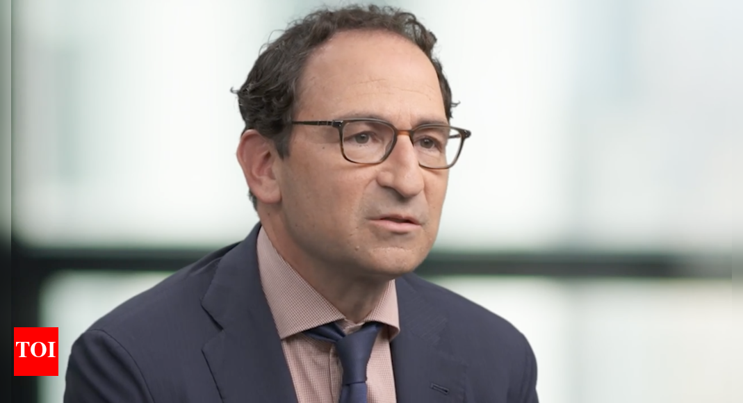 'Don't kiss up to your bosses,' says Jon Gray: 5 career lessons from Blackstone president