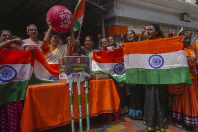  Boycott calls get louder - Who is saying what