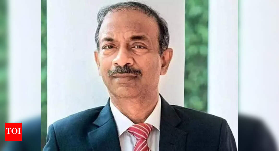 Former Patna DM Amit Khare appointed as secy to vice-president