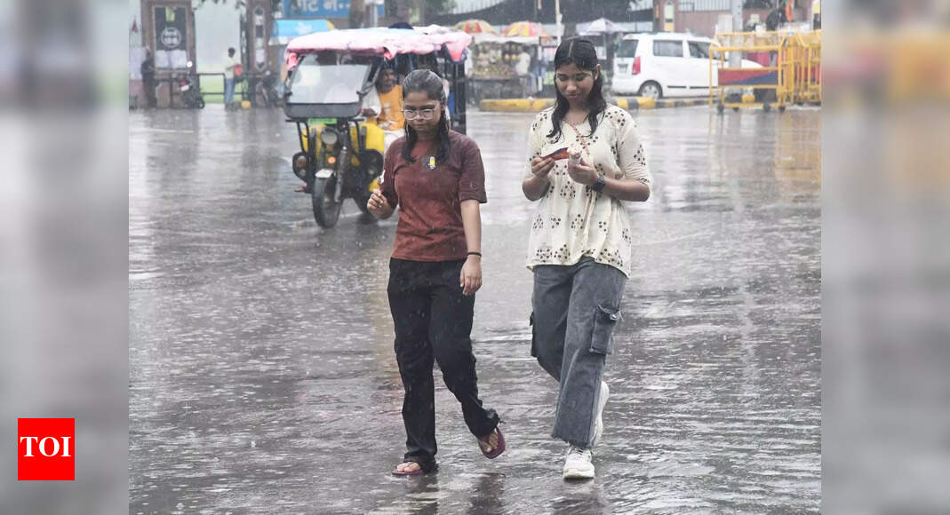 IMD warns of heavy rainfall and flood risk in north Bihar