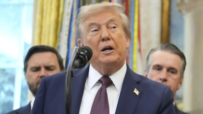  Trump calls on foreign firms to invest in US; urges bringing expert workers to train Americans