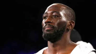 Terence Crawford explains medical scare from accidental headbutt in Canelo  Alvarez fight | International Sports News - The Times of India