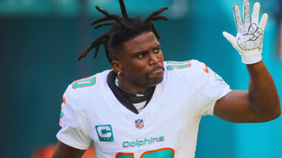  Tyreek Hill snaps at reporter as Miami Dolphins star faces on-field struggles after loss to Indianapolis Colts