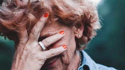 Repetitive negative thinking linked with cognitive decline in older adults, new study reveals