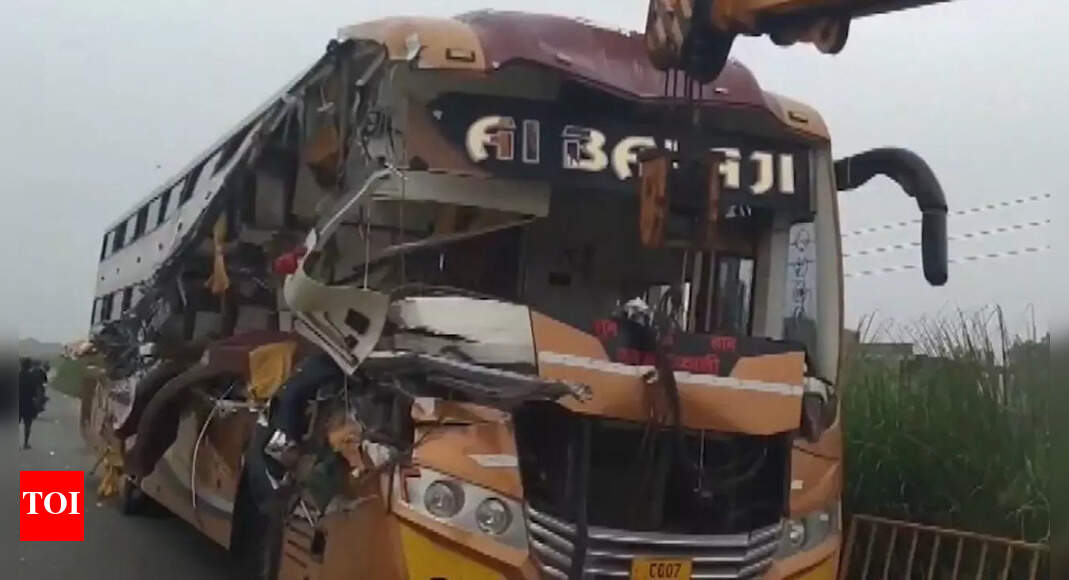Uttar Pradesh crash: 4 dead, several injured as tourist bus collides with truck in Jaunpur