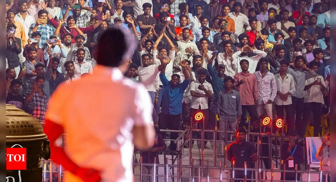 'Ilaiya Superstar': Dhanush reacts to a controversial poster at the 'Idli Kadai' audio launch; see the viral pic