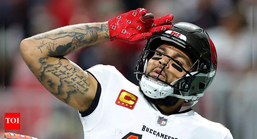 Will Mike Evans play tonight against the Houston Texans? Latest injury update on the Tampa Bay Buccaneers wide receiver