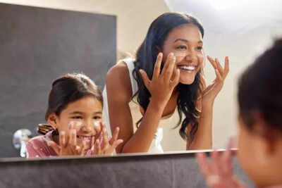  Dos and don’ts of your first skincare routine