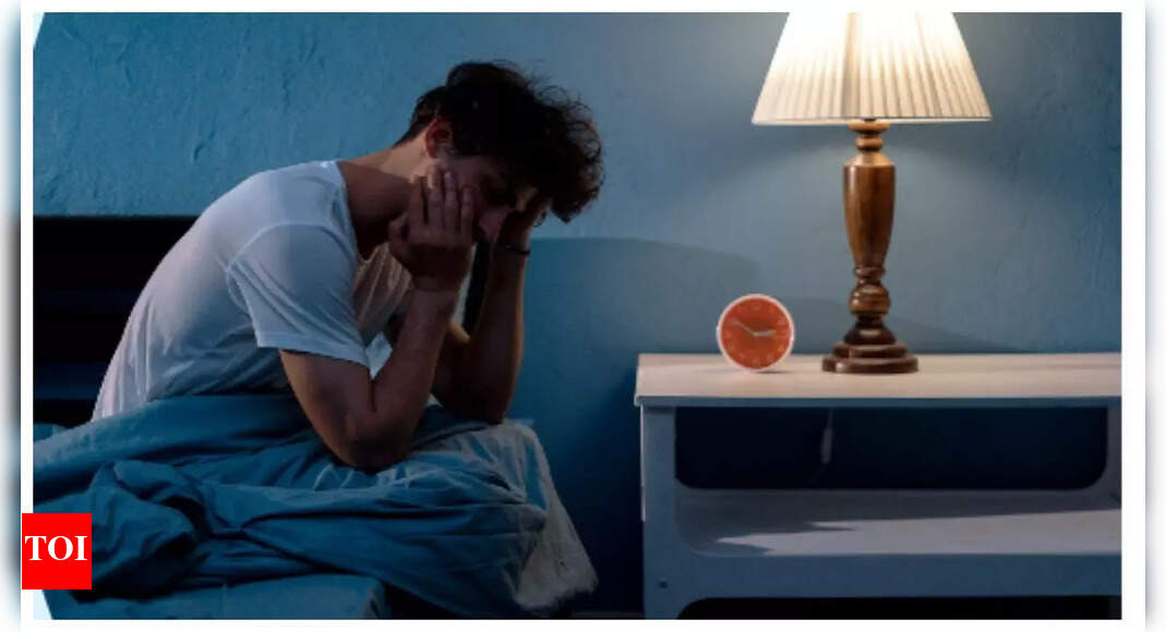 Suffering from chronic sleep deprivation? Here's why it could be disastrous for the brain, according to a leading neurologist
